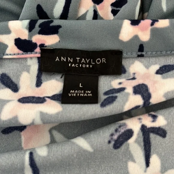 Blue gray with flowers blouse - Picture 5 of 6